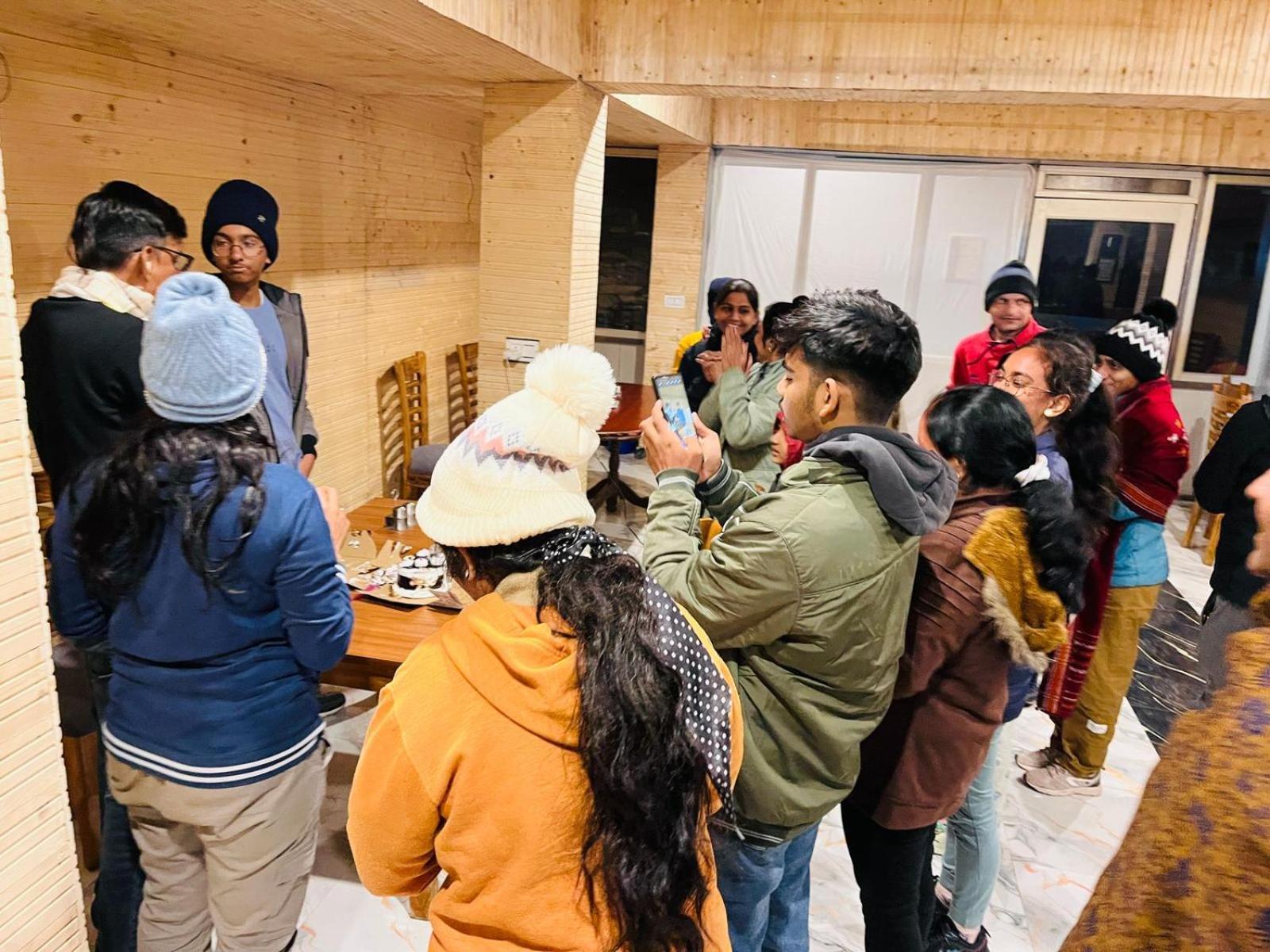 Himrab Chopta Resort エクステリア 写真